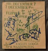 Flipper on Dec 7, 1984 [421-small]