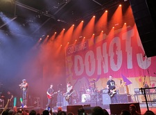 Donots / The Meffs on Dec 7, 2024 [469-small]