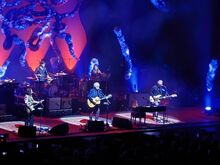 Crowded House / Vera Ellen on Dec 10, 2024 [654-small]