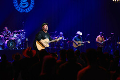 Garth Brooks on Dec 8, 2024 [253-small]