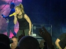 tags: The Band Perry - The Band Perry / Brett Eldredge on Sep 26, 2015 [326-small]