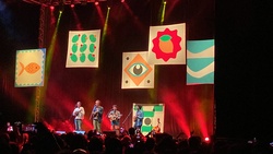 Erlend Øye & La Comitiva on Dec 19, 2024 [962-small]