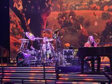 REO Speedwagon on Dec 20, 2024 [167-small]