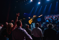 Garth Brooks on Dec 19, 2024 [839-small]