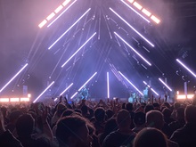 Queens of the Stone Age / The Struts on Apr 8, 2024 [605-small]