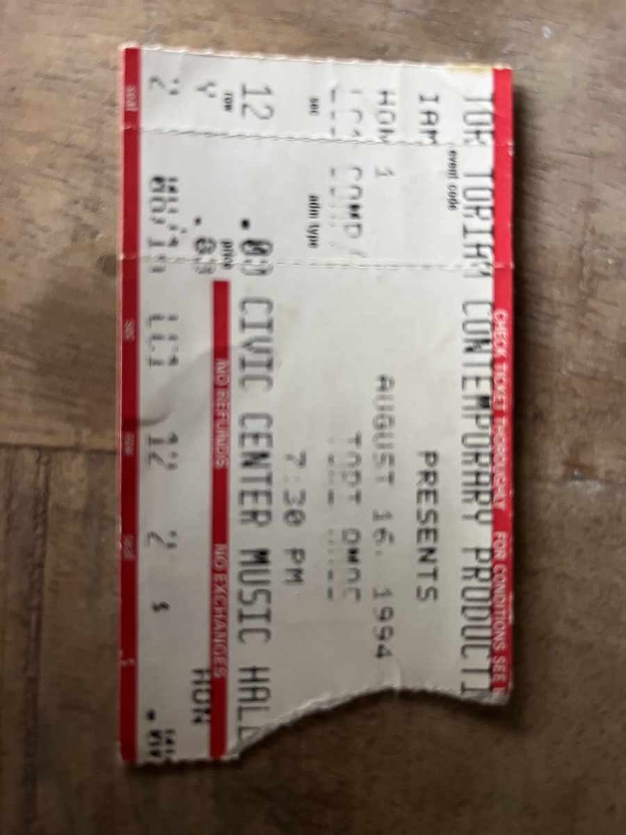 Aug 16, 1994: Tori Amos at Music Hall Oklahoma City, Oklahoma, United