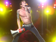 Velvet Revolver / Hoobastank on May 15, 2005 [947-small]