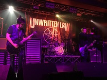 Pennywise / Strung Out / Unwritten Law / Runaway Kids on Oct 27, 2016 [212-small]