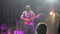 Tenille Townes / Mel Washington on Aug 25, 2022 [197-small]
