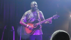 Tenille Townes / Mel Washington on Aug 25, 2022 [198-small]