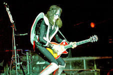 KISS / Ted Nugent / Skid Row on Apr 1, 2000 [673-small]