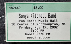 Sonya Kitchell Band on Nov 15, 2002 [939-small]
