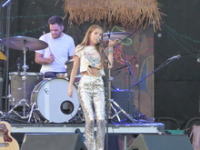 Jake Owen / Callista Clark on Sep 10, 2021 [061-small]