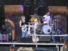 Jake Owen / Callista Clark on Sep 10, 2021 [068-small]