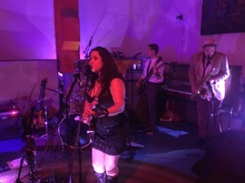 Shanta Paloma on Oct 20, 2018 [400-small]
