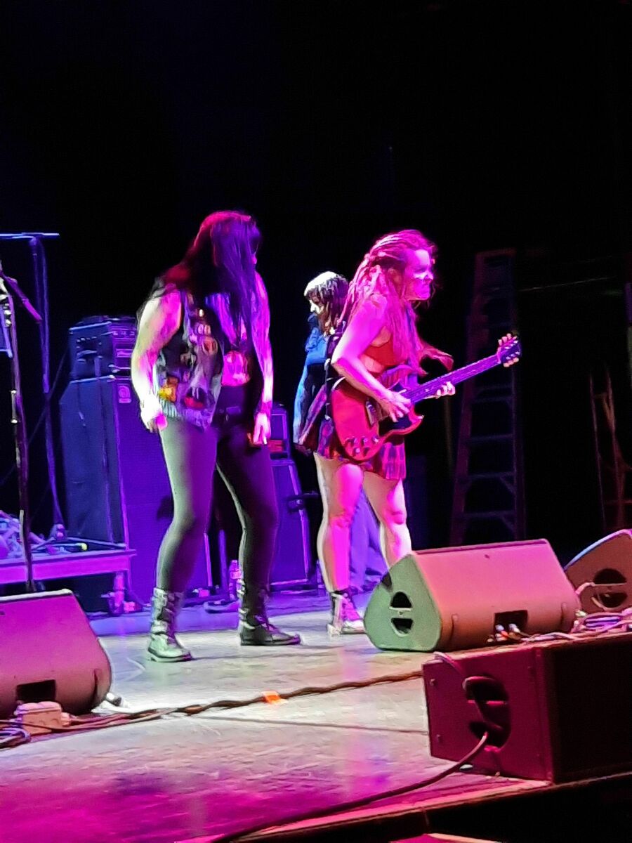 Hell's Belles - All Female AC/DC Tribute Band Concert Photos | Concert ...