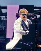Elton John on Jul 23, 2022 [427-small]