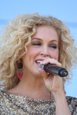 Maroon 5 / Wiz Khalifa / The Darkness / Little Big Town / Mr. Greengenes on May 19, 2012 [407-small]