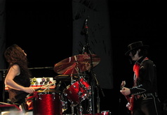 The White Stripes / Brendon Denson / The Shins on Sep 24, 2005 [418-small]
