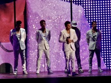 New Kids On The Block / Paula Abdul / DJ Jazzy Jeff on Jul 20, 2024 [318-small]
