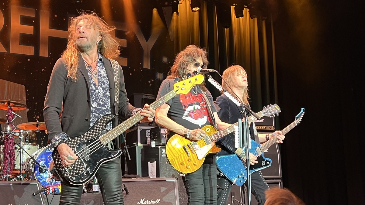 Ace Frehley Concert Tour History Updated For 2025 Concert Archives Large IMG 3972