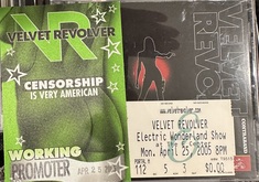 Velvet Revolver / Hoobastank on Apr 25, 2005 [664-small]