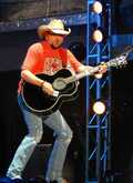Jason Aldean / Luke Bryan / Jake Owen / Thomas Rhett / Kelly Clarkson (hologram) / Ludacris on Apr 13, 2013 [651-small]