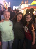 Thomas Rhett on Oct 14, 2015 [571-small]
