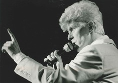 Bowie at Carrier Dome, tags: David Bowie - David Bowie on Sep 6, 1983 [197-small]