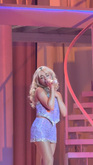 Sabrina Carpenter / Rachel Chinouriri on Mar 16, 2025 [751-small]