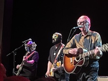 Nick Lowe / los straitjackets on Mar 9, 2025 [087-small]