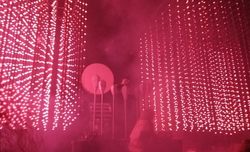 Purity Ring / HEALTH on Oct 30, 2016 [626-small]