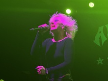 Amyl and the Sniffers / Die Spitz on Nov 3, 2023 [367-small]