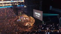 Shawn Mendes / Alessia Cara on Apr 19, 2019 [727-small]