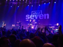 Shed Seven / Inspiral Carpets on Dec 19, 2015 [239-small]