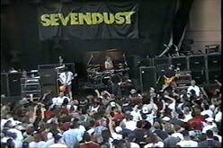 Sevendust on Jun 6, 1998 [493-small]