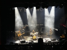 Early Black / Jimmy Eat World on Apr 18, 2025 [705-small]