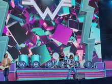 Fall Out Boy / Weezer / Green Day / Amyl and the Sniffers on Jun 22, 2022 [456-small]