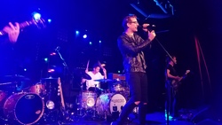 The Wrecks / Nothing But Thieves on Oct 20, 2016 [905-small]