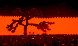 U2 / Noel Gallagher's High Flying Birds on Jul 30, 2017 [569-small]