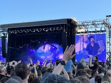 Fall Out Boy / Weezer / Green Day / Amyl and the Sniffers on Jun 22, 2022 [516-small]