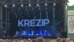 Simple Minds / Crowded House / Rag N Bone Man / Skunk Anansie / LP / Krezip on Jun 19, 2022 [648-small]
