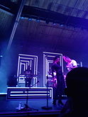 Barnes Courtney / Fitz and the Tantrums on Nov 11, 2016 [988-small]