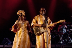 Amadou & Mariam on Nov 22, 2018 [480-small]