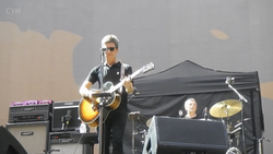 U2 / Noel Gallagher's High Flying Birds on Jul 30, 2017 [870-small]