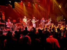 Ryan Davis & the Roadhouse Band, MJ Lenderman / Ryan Davis & the Roadhouse Band on Jan 25, 2025 [115-small]