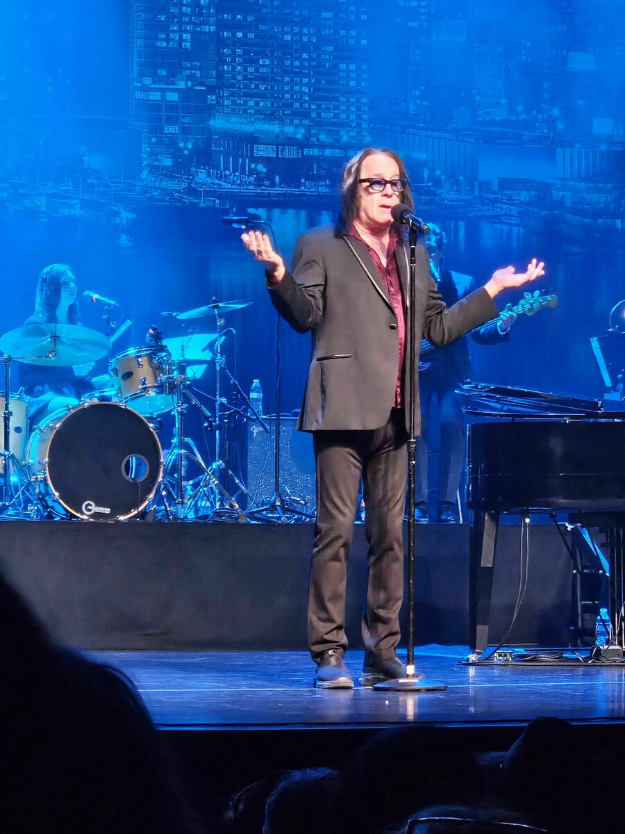 Todd Rundgren Concert & Tour History (Updated for 2025) | Concert Archives