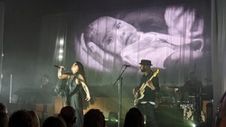 Imelda May / Rachael Sage on Apr 16, 2022 [244-small]