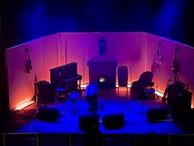 Imelda May / Jawbone on Apr 9, 2025 [251-small]