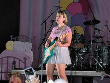 Beach Bunny, Beach Bunny / Pool Kids / Jayla Kai on Apr 26, 2025 [379-small]